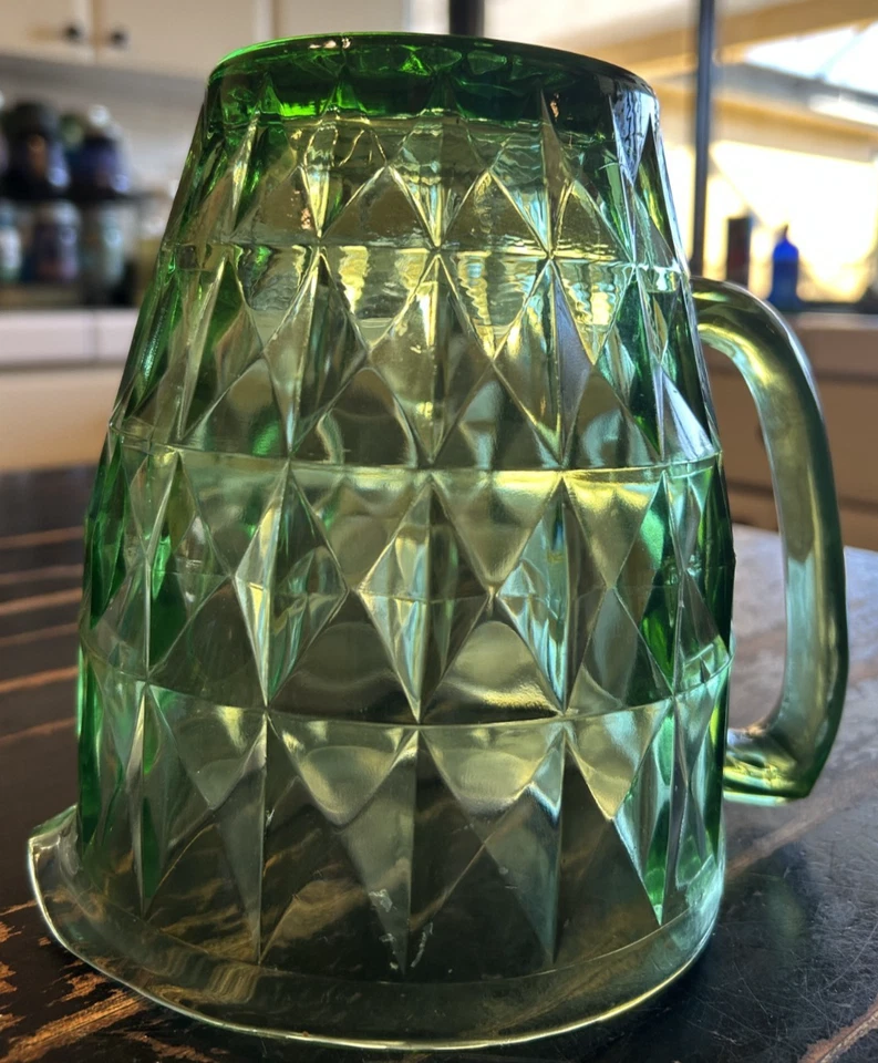 Jeannette Windsor Green Uranium Glass 6 3/4" 52 oz PITCHER - Image 4 of 4