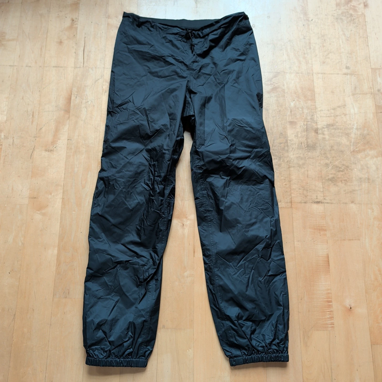 Vintage Patagonia Torrentshell Black Rain/Hiking Pants Men L Camping Outdoor ‘00
Opens in a new wind