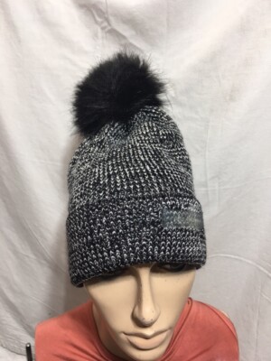 Steve Madden (NWOT) Knit Cap With Bill Steve Madden Womens Cable-Knit Bucket Hat (Black) - Walmart.com main image 3