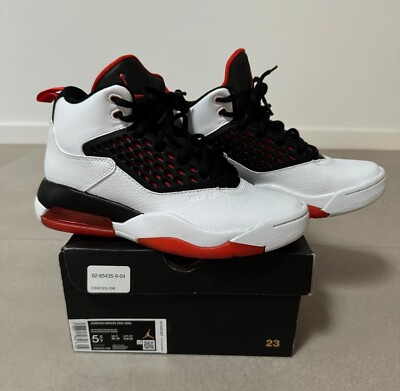 JORDAN MAXIN 200 (GS) - Youth - Size 5.5 - White/Orange | eBay