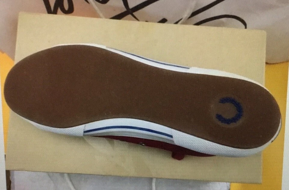 Fred Perry Vintage Tenis Lona Invierno Rojo NUEVO EN CAJA US 11 / UK 10 Foto 4 de 4