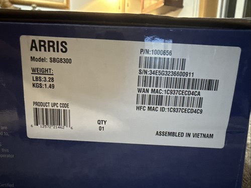 ARRIS SURFboard SBG8300 DOCSIS 3.1 Gigabit Cable Modem & AC2350 Dual Band Wi-Fi - Picture 4 of 6