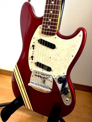Fender Japan MG73/MH CO Mustang + Effector