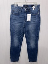 Judy Blue Women  s 29 Relaxed Fit Mid Rise Skinny Jeans NWT