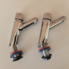 Swan  Basin Time Flow Taps D64460  New Free Postage