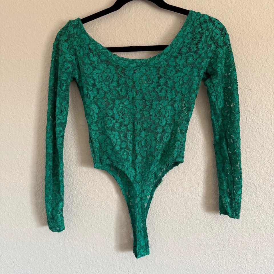 Body retro vintage C'est Bon pequeño de encaje manga larga Kelly verde coqueta Foto 2 de 4