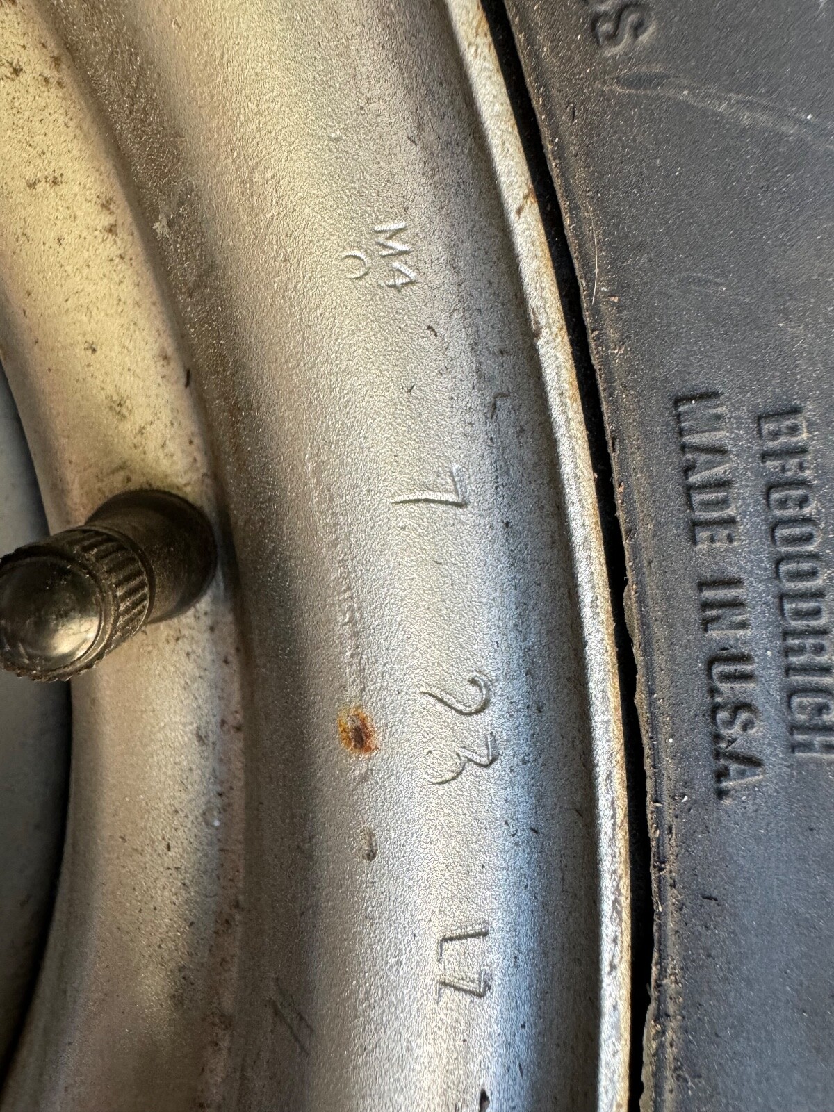 Picture 3 of 21