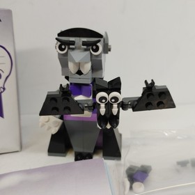 Lego 40203 Vampire & Bat 100% Complete w/Box