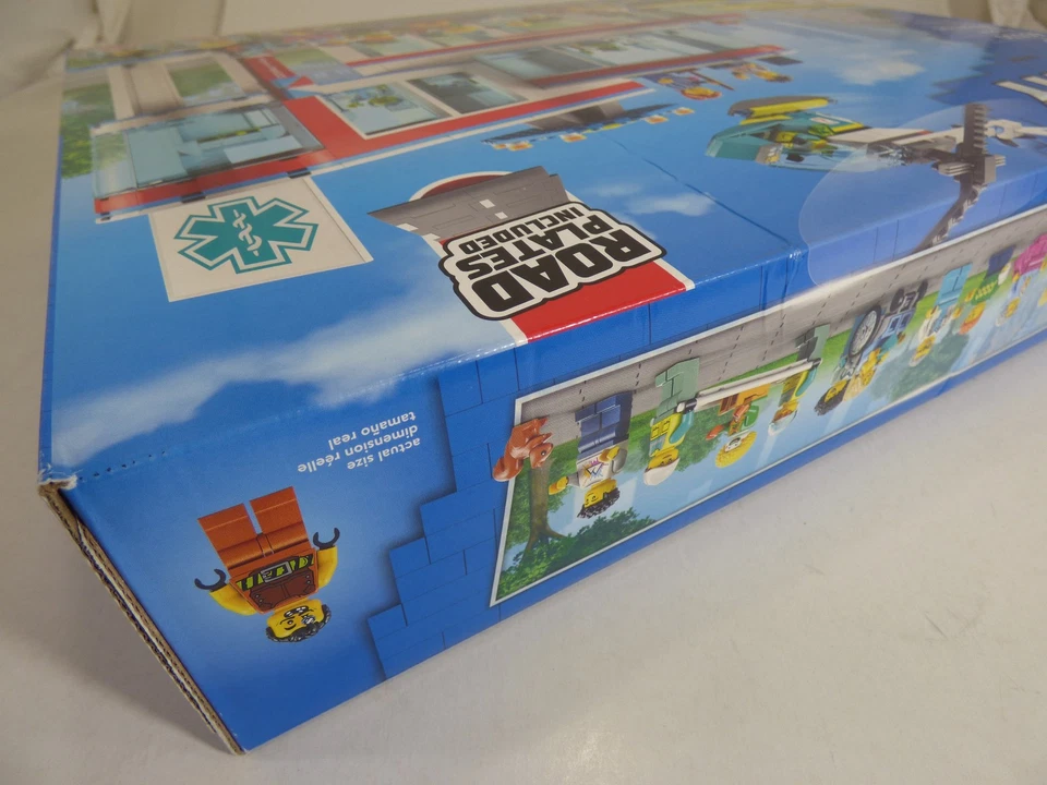 LEGO Town Sets: City 60330 Hospital NEW *Rough Shape* - Image 2 of 4