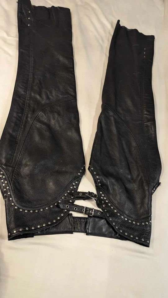 chaps cuero clásico Foto 3 de 4