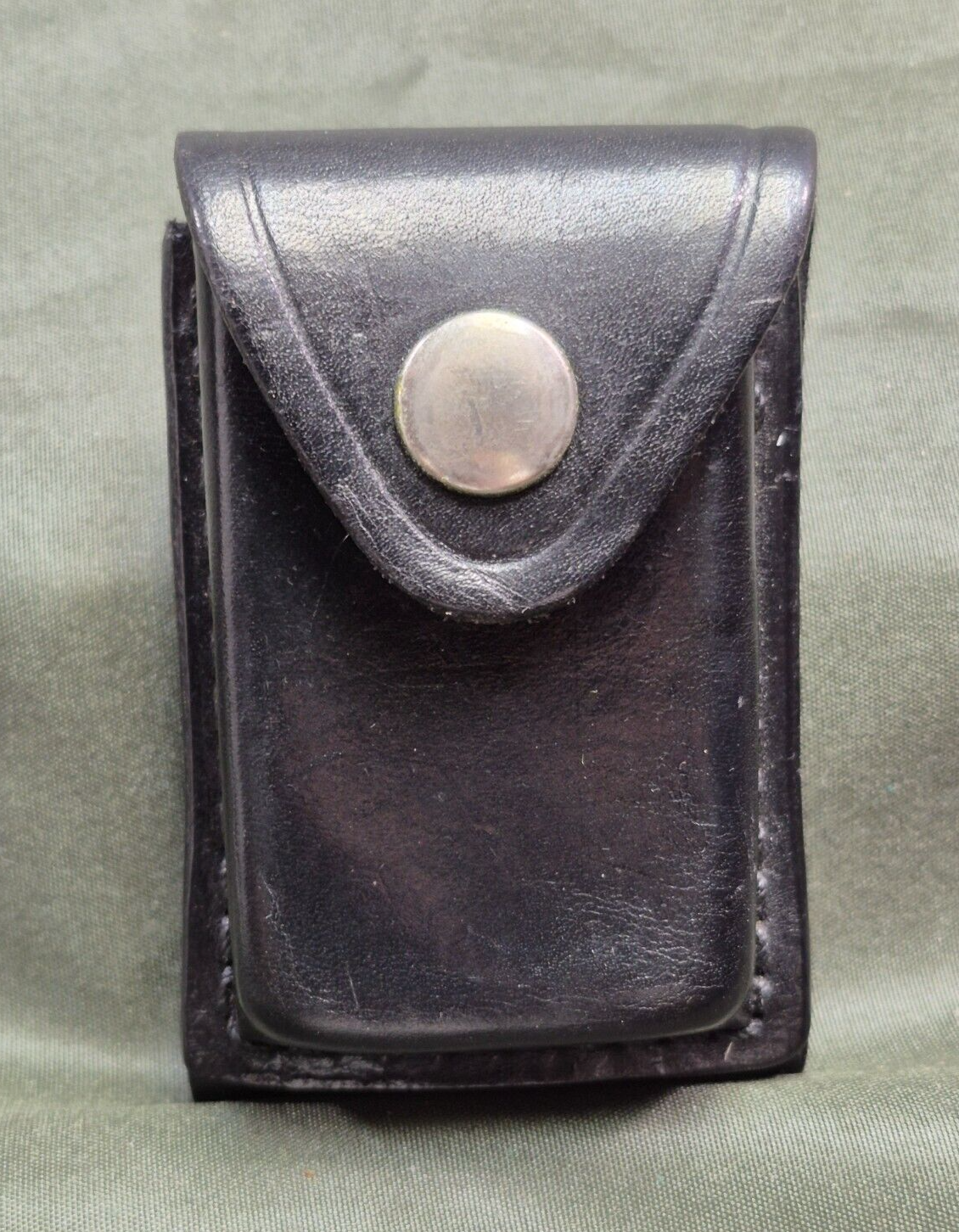 SMITH & WESSON  b68 38/357 Ammo 6 Round Pouch  Excellent  Cond    8