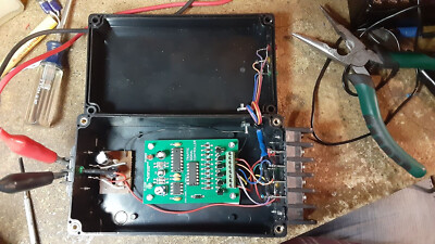 Model Railroad Electronics - Highway Traffic Signal Controller (Simple)