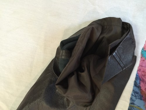 CHADWICKS WOMENS LEATHER PANTS SIZE 8L - Picture 4 of 4