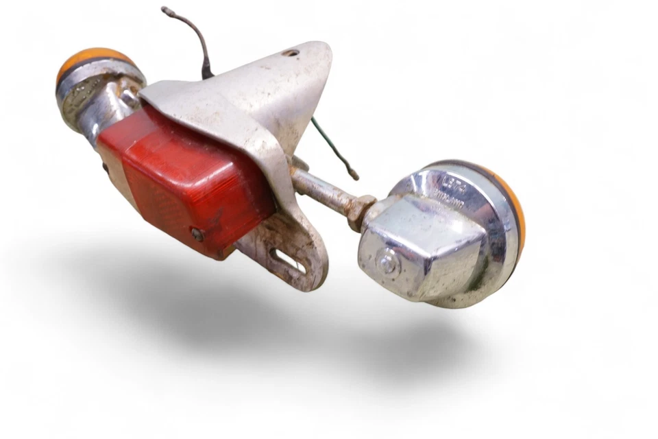 BSa A65 Lightning A65L 650 1972 unidad Thunderbolt *2854 luz trasera  Foto 4 de 4