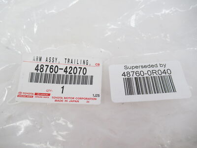 フェタリッチ Genuine OEM Toyota 48760-0R040 Passenger RH Rear Trailing Arm 2019