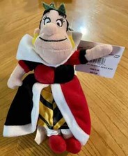 Disney Store QUEEN OF HEARTS Bean Bag Plush Stuff Doll 9" ALICE IN WONDERLAND A9