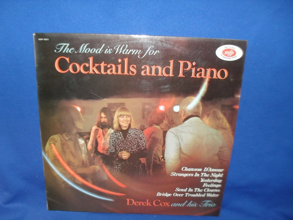 DEREK COX AND HIS TRIO COCKTAILS AND PIANO – AUSTRALIAN LP RECORD 12” GF - Image 3 of 3