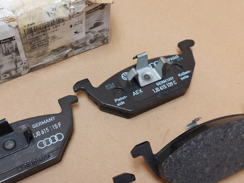 Juego Pastillas Freno Delanteras Seat Toledo 1M 1999-2004 4B0698151J Original Audi Skoda VW Foto 4 de 4