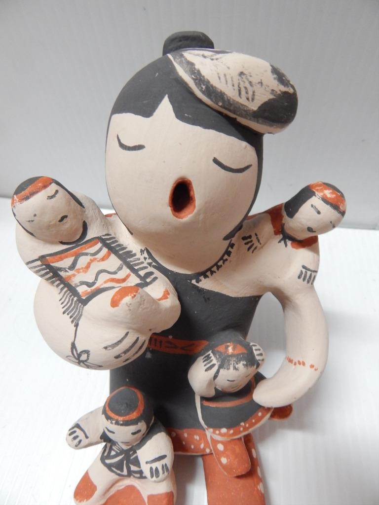 SNOWFLAKE FLOWER (d) COCHITI PUEBLO INDIAN POTTERY STORYTELLER FIGURE - XNICE !