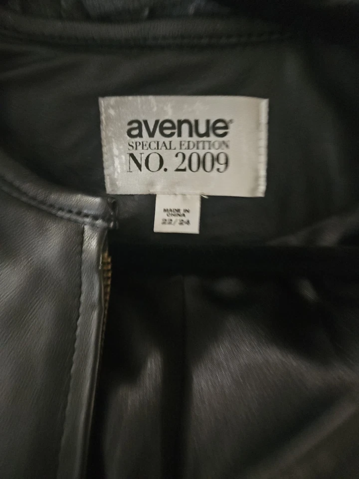 Chaqueta de moto Avenue Special Edition 2009 de cuero negra talla 22/24 Foto 3 de 4