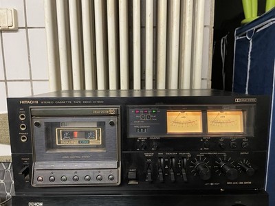 Hitachi Stereo Cassette Tape Deck D-900