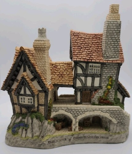 David Winter Cottages: Will-o-the-Wisp, Collector's Piece No. 10 Autumn 1991 - Picture 3 of 10