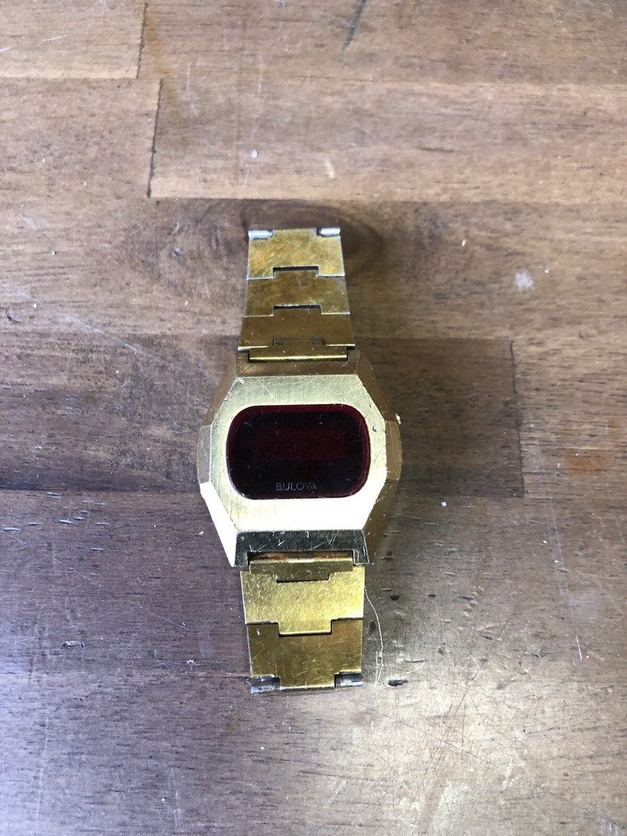 Vintage 1976's Bulova Computron Men's Watch RED LED Stainles