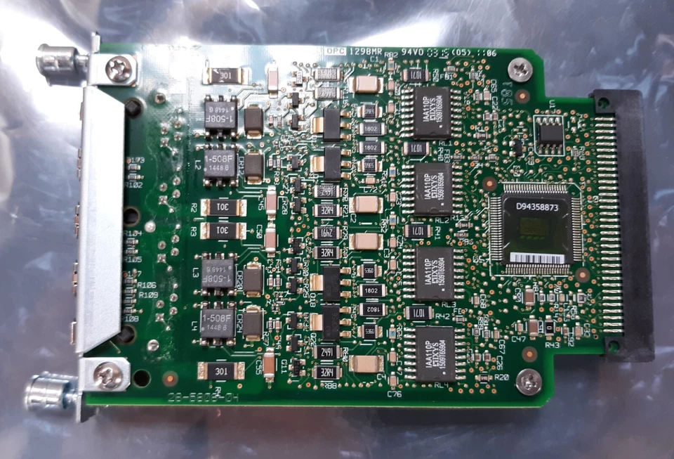 Cisco VIC2-4FX0 4-Port Voice Interface Card - Image 3 of 4