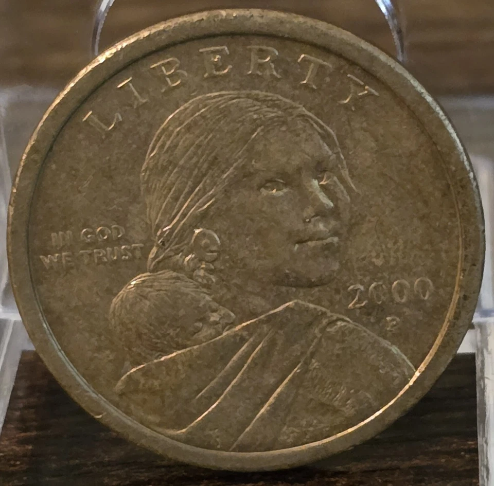 2000 P SAC$1 Sacagawea One Dollar Coin Us Liberty Gold Color Philadelphia - Image 3 of 4