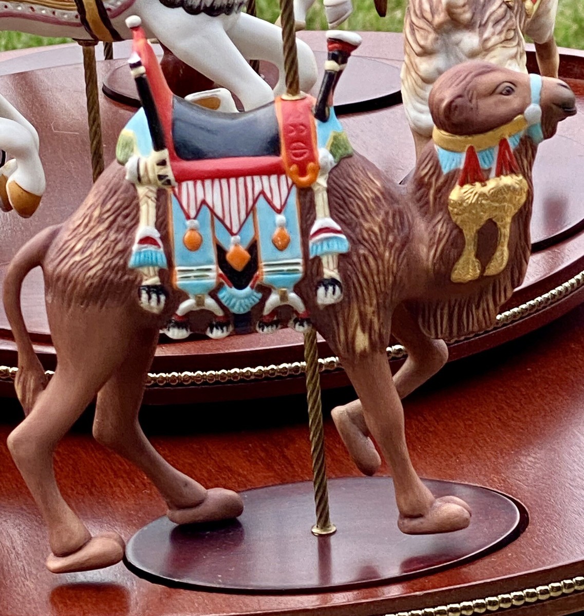 FRANKLIN MINT TREASURY OF ART CAROUSEL 1988 - 12 Animals w