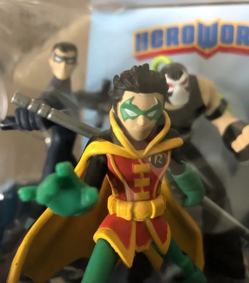 DC Comics Hero World No2 эксклюзив США - Изображение 3 из 4