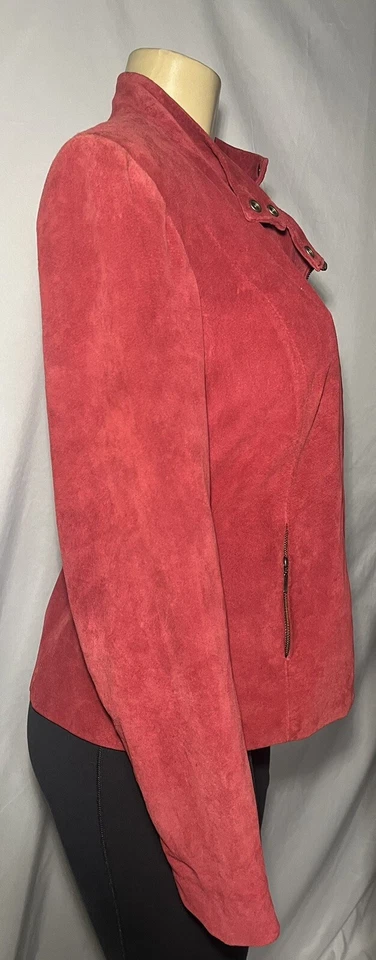 Jaqueta feminina grande vintage anos 80 Alfani couro camurça vermelha motociclista - Imagem 2 de 4