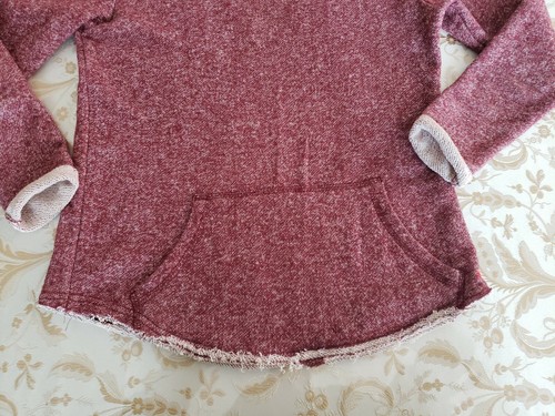 Girls Sweater top very light weight Burgundy by Castro size 8-10 - Picture 4 of 9