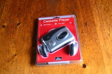 Durabrand Portable Cassette Player Model 822 Auto Stop & Bass Boost & Headphones