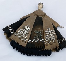 ANTIQUE WOODEN FOLK ART DOLL * GRODNERTAL * 19th CENTURY * DUTCH GERMAN * BEADED