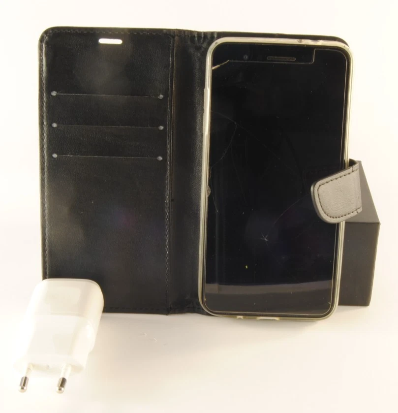 LG K9 smartphone blu usato con caricatore & custodia no batteria - Immagine 2 di 4