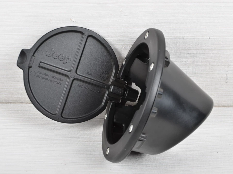 Jeep Wrangler 2007-2018 puerta de llenado de combustible negro satinado 2 puertas Mopar fabricante de equipos originales de fábrica Foto 3 de 4