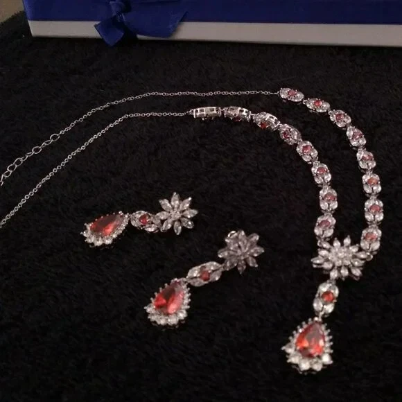  Ruby necklace with matching earrings made of solid silver and 10k gold - Image 2 of 3