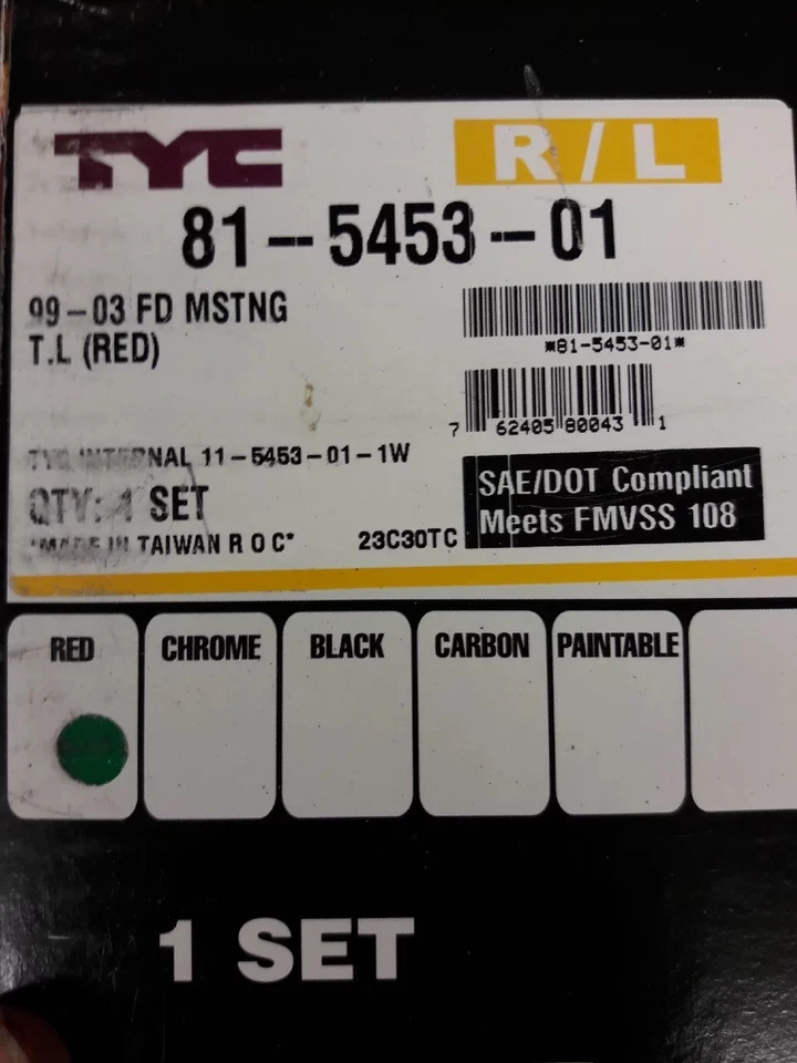 Luz trasera Ford Mustang 1999-2003 Foto 3 de 3