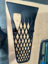 NEW OEM Western Star Hood Side Vent P/N A17-21823-011