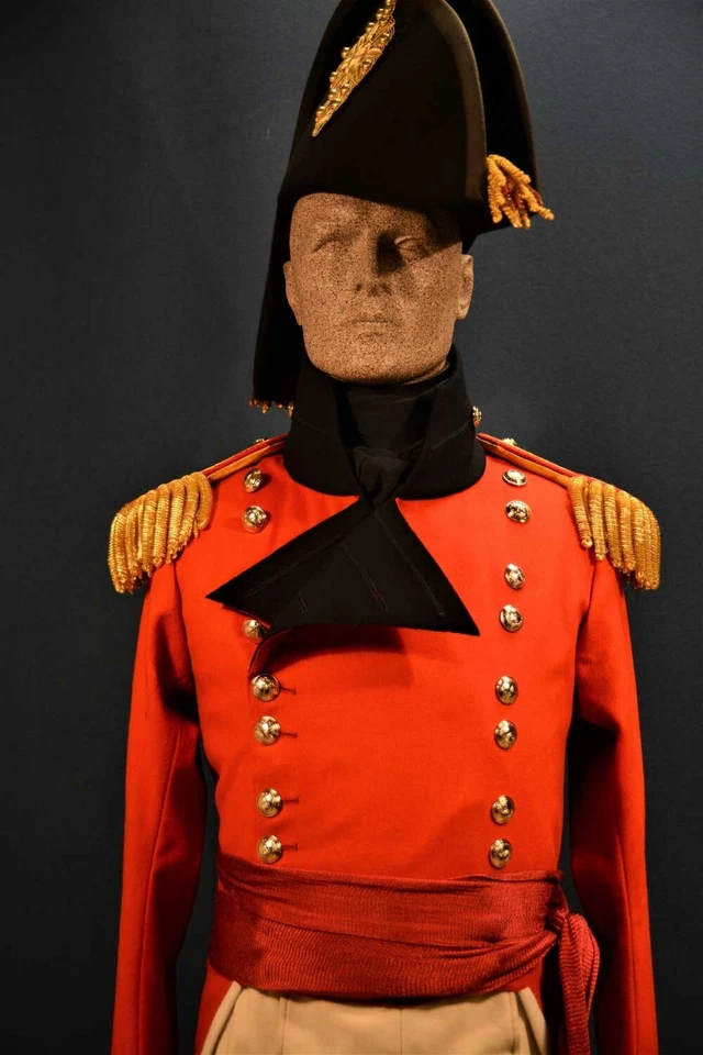 Nuevo Abrigo Rojo Británico Para Hombre Brigidier Oficial General Cola de Lana Fatima Industries Foto 2 de 4