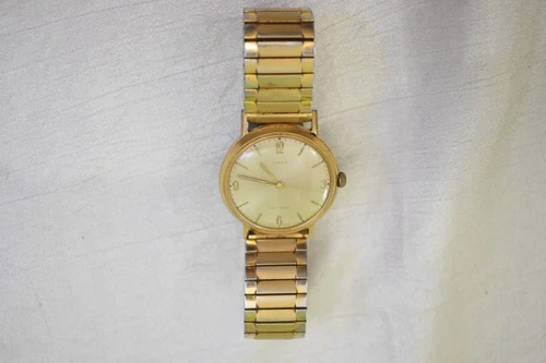 Vintage Timex Self Wind Watch 4047 3163 Gold Tone Men's Stainless Steel
