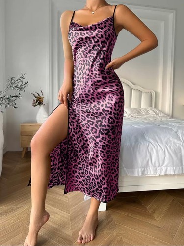 Lazy & Sexy Women's Pajamas Light Imitation Silk Leopard Purple L12cm x B102cm - Picture 3 of 5