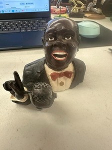 Vintage Louis Armstrong jazz musician bust/figurine, singer with microphone
