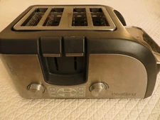 West Bend TEMPR100 4 Slice Breakfast Station Egg Muffin Toaster Oven Stainless