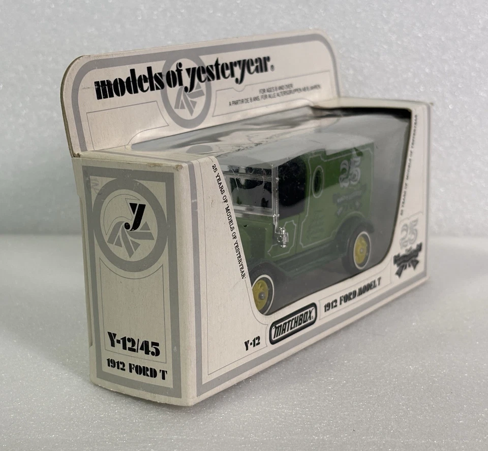 Matchbox Yesteryear Y-12/45 1912 Ford Model T Van 25th Anniversary 1981 - Image 4 of 4