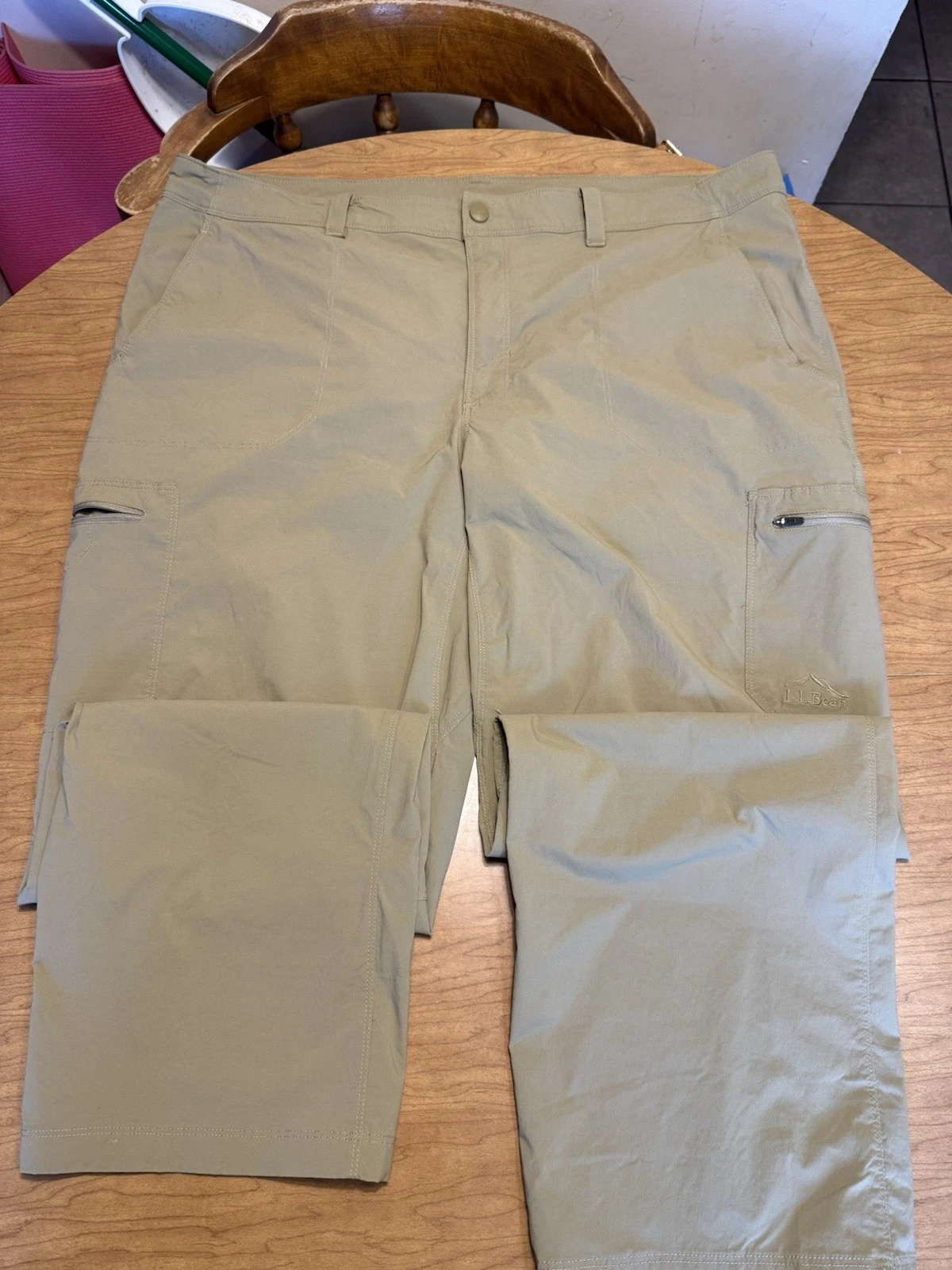 L.L Bean Cargo Hiking Pants Nylon Men’s 42x32 Fishing Stretch Tech