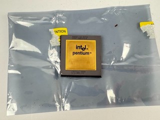 Intel Pentium 60 A80501 60 SX948 Gold Excellent CPU Processor Ceramic Collectors