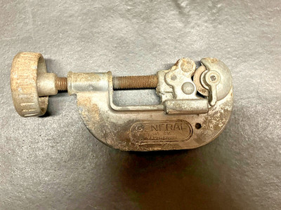 Vintage General Tools No. 120 Tubing Pipe Cutter W/ Reamer Made In The USA - (i)