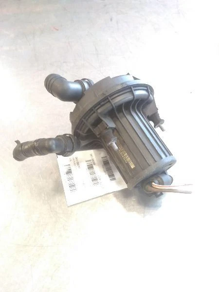 Bomba de inyección de aire 2,0 L compatible con 00-09 GOLF 122412 Foto 4 de 4